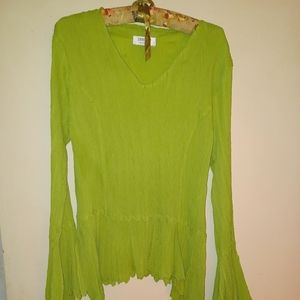 Ladies green top.